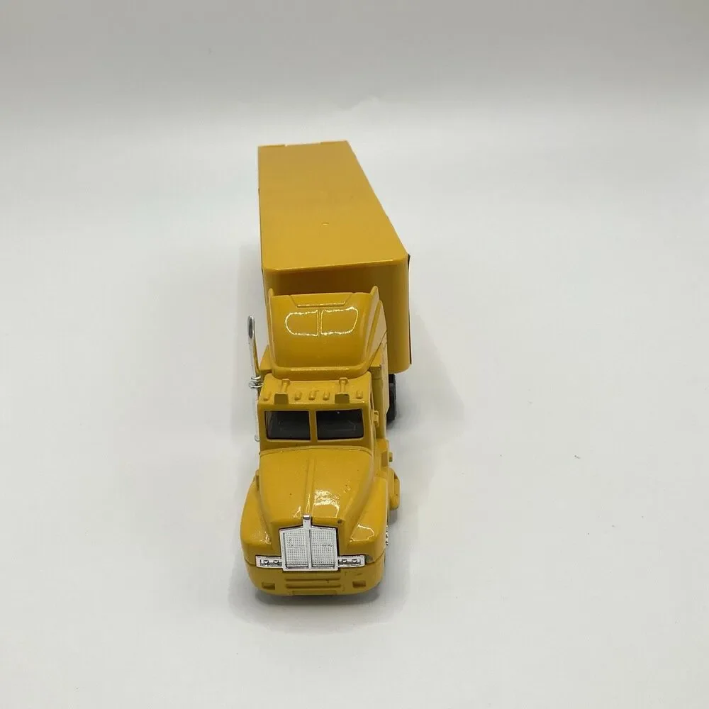 1991 Racing Champions Ernie Irvan Kodak Gold NASCAR 1:64 Transporter w/Card